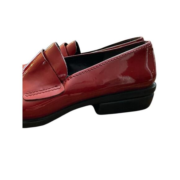 Enzo Angiolini Women's Red Patent Leather Slip On Loafers Size 6.5 - Picture 6 of 8